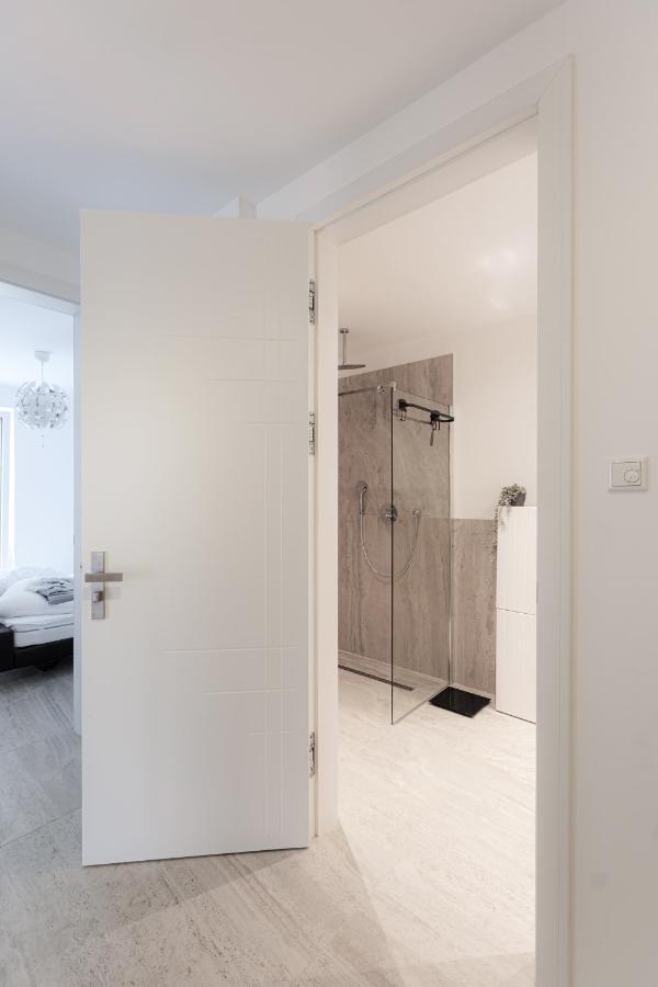 Lulex IV - Traumwohnung Terasse Garten In Neuss Luaran gambar